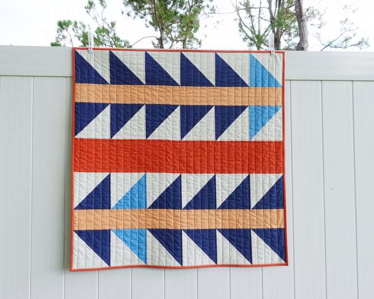 Explore Quilt - get the free pattern to make this easy quilt