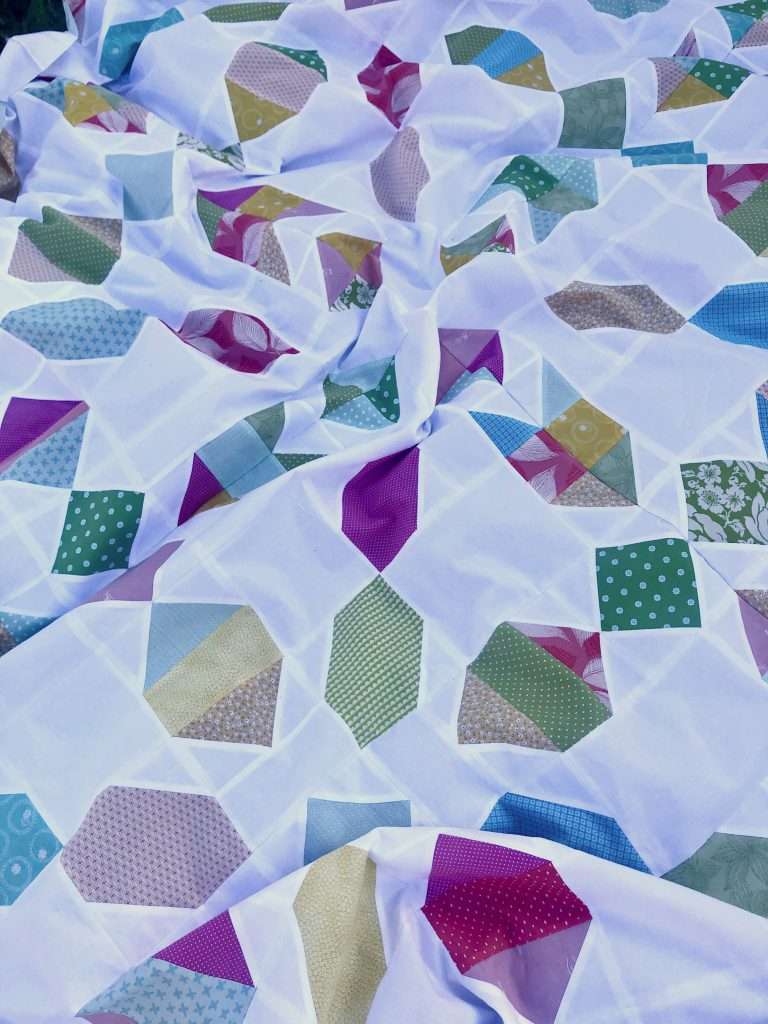 Connector Quilt fabric scraps, scrappy quilt pattern, easy quilt pattern, scrap buster, homemadeemilyjane, connector quilt, fabric scraps, fat quarter quilt pattern, throw size quilt