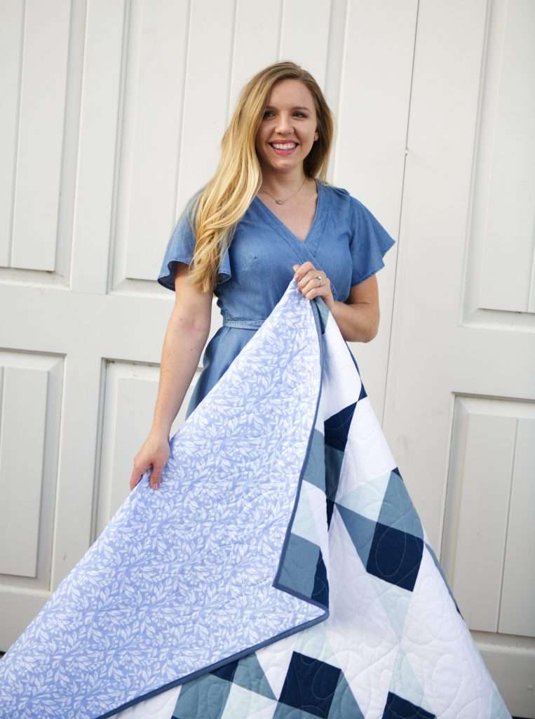 Cirrus quilt pattern by Homemade Emily Jane, modern gingham quilt