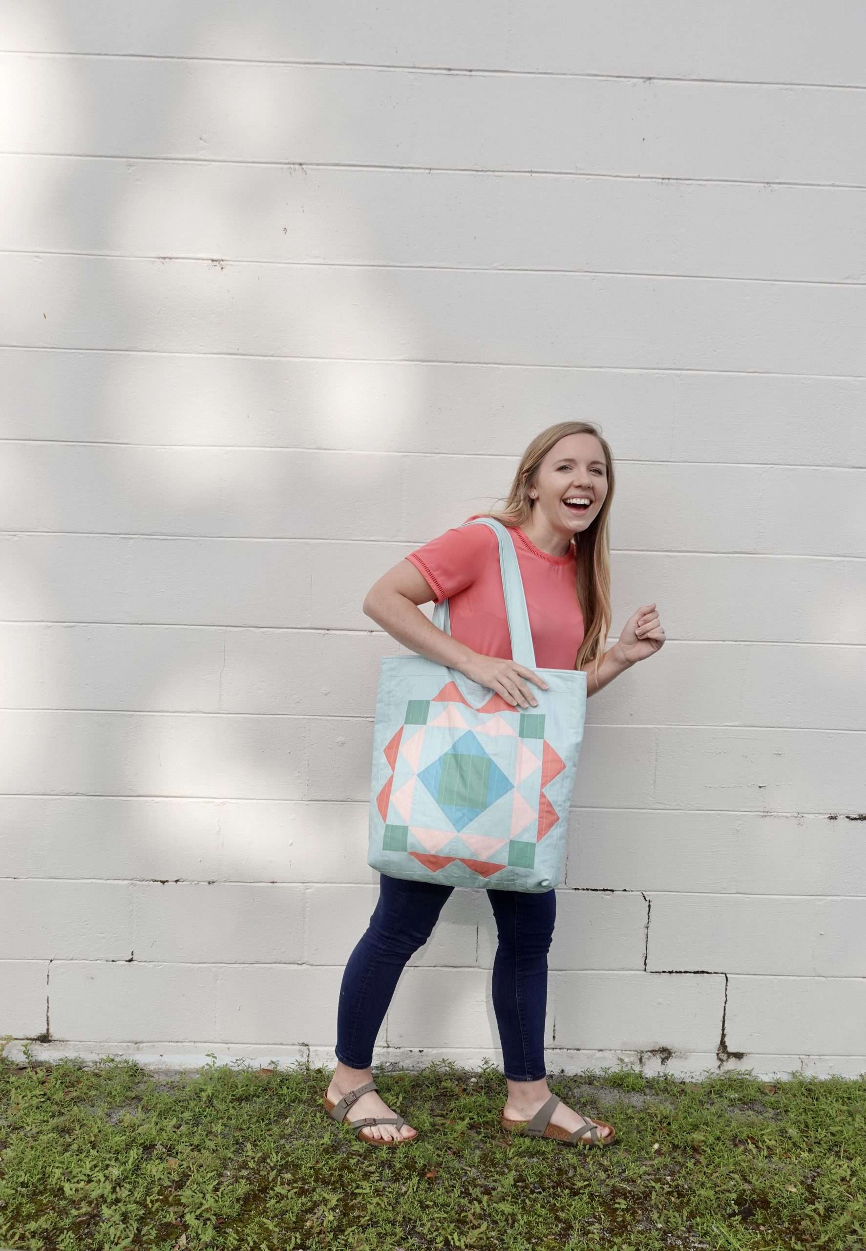 Paradigm Quilted Tote Bag Tutorial (Free Sewing Tutorial)