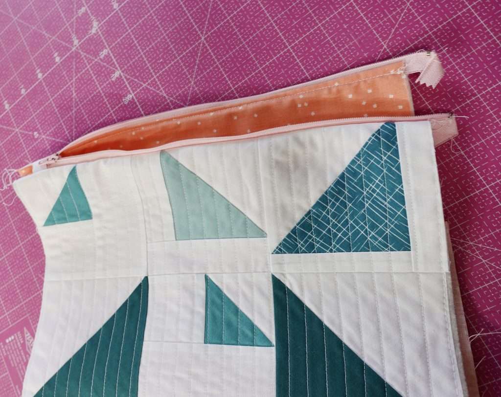 how to make a quilted zipper pouch 