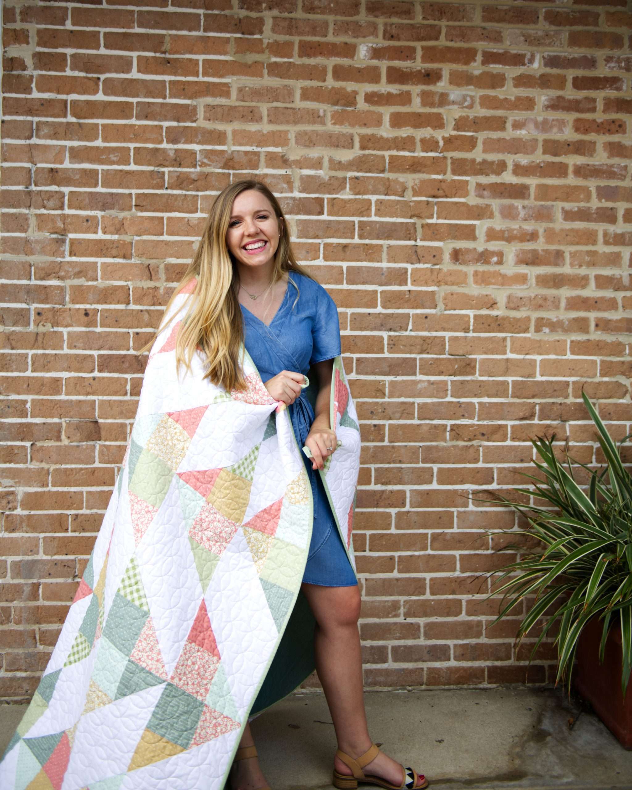 Make A Scrappy Cirrus Quilt With Pre-Cut Fabric