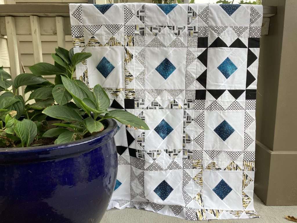 Reverberate Baby Quilt by Shalini, fat quarter bundle quilt pattern, homemade emily jane, modern quilting pattern, flying geese quilt block pattern