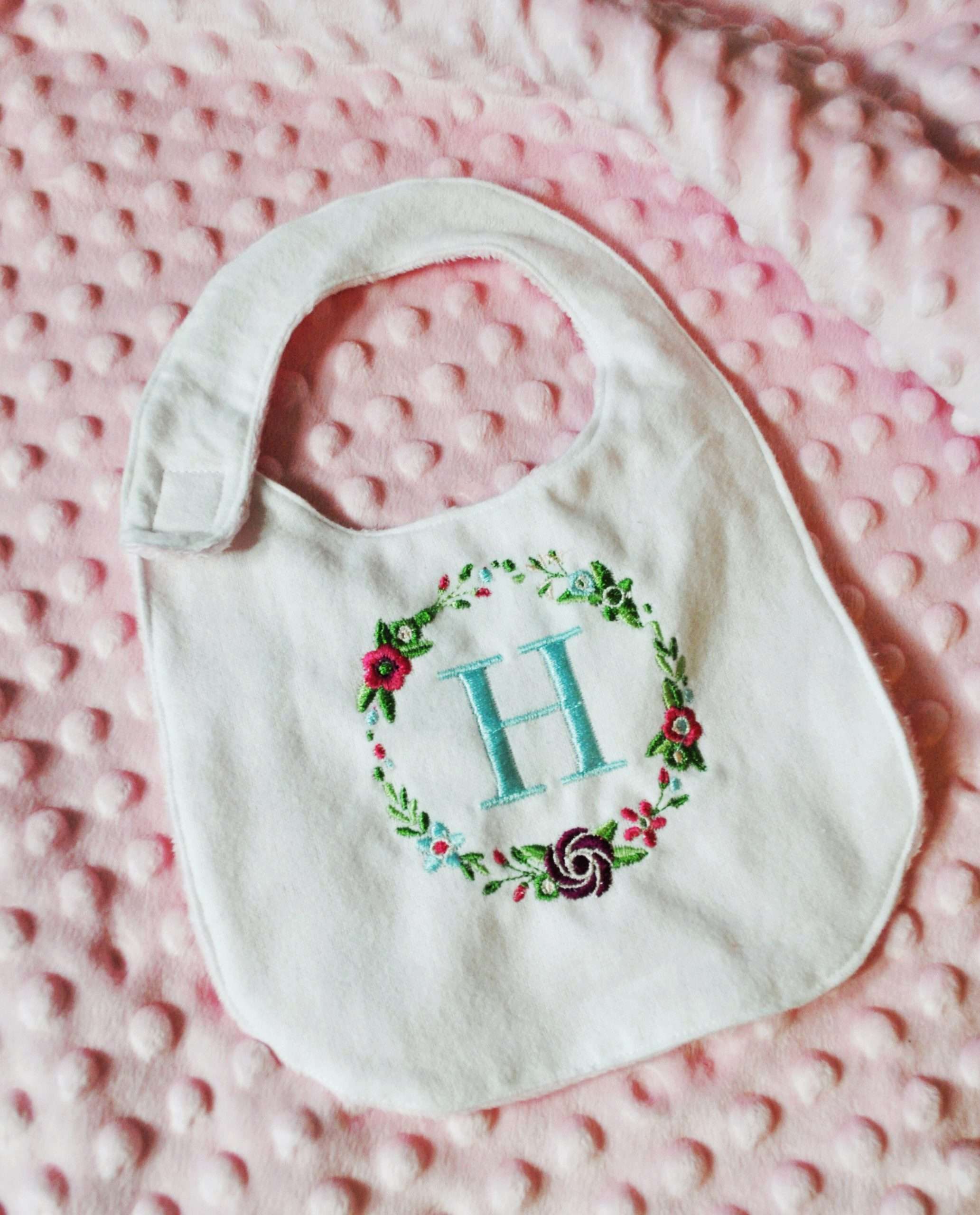 How to Make Customized Baby Shower Gifts
