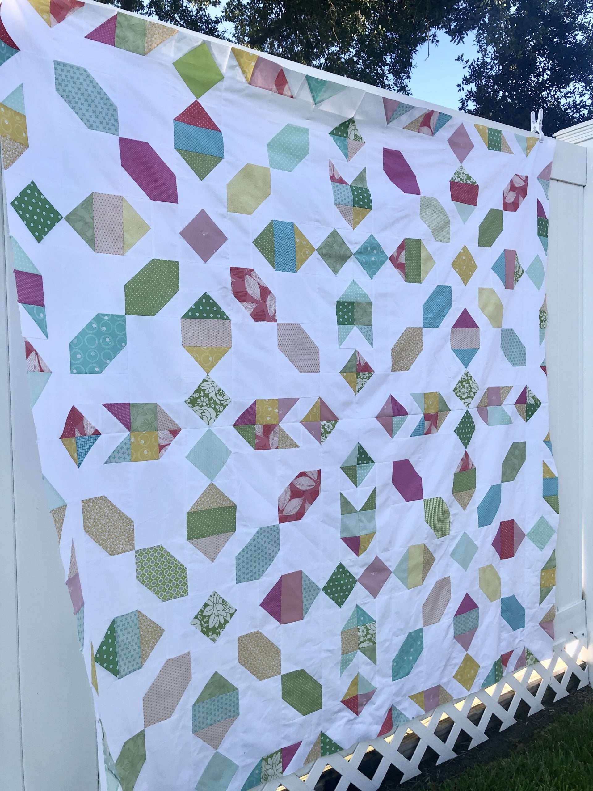 Connector Quilt: Fat Quarter Friendly Quilt Pattern