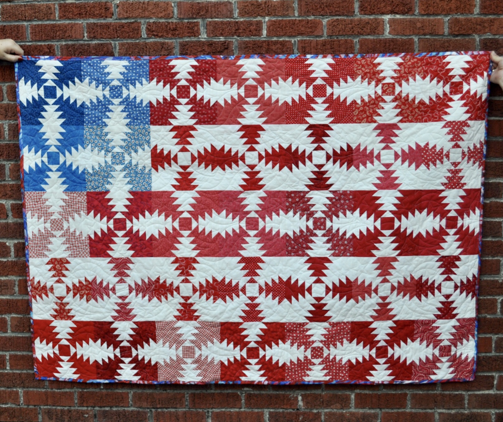 Patriotic quilts using AccuQuilt Pineapple die